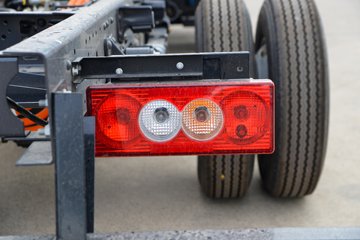 ����ŷ���� ����ES 4.17�׵��Ŵ��綯��դʽ�Ῠ ����ʱ��100.46kWhͼƬ