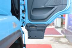 东风柳汽 乘龙H5 500马力 6X4 LNG自动档牵引车