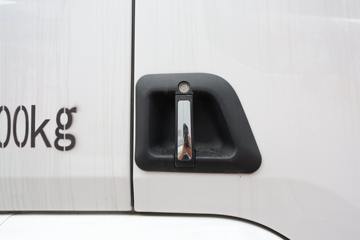 �������� ����H5 ������ 6.4L���� 300���� 4X2 ��ʿ��8�� 9.7����ʽ�ػ���ͼƬ