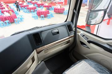 �������� ����H5 ������ 6.4L���� 300���� 4X2 ��ʿ��8�� 9.7����ʽ�ػ���ͼƬ