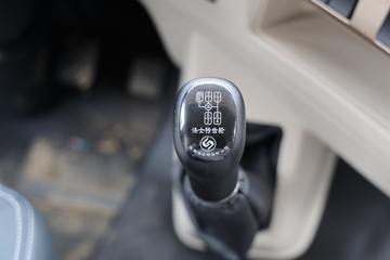 �������� ����H5 ������ 6.4L���� 300���� 4X2 ��ʿ��8�� 9.7����ʽ�ػ���ͼƬ