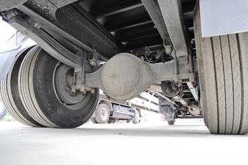 �������� ����H5 ������ 6.4L���� 300���� 4X2 ��ʿ��8�� 9.7����ʽ�ػ���ͼƬ