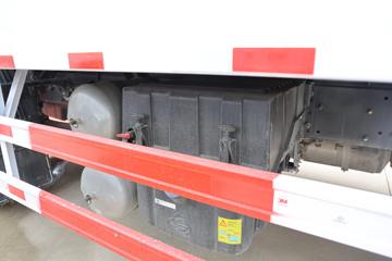 �������� ����H5 ������ 6.4L���� 300���� 4X2 ��ʿ��8�� 9.7����ʽ�ػ���ͼƬ