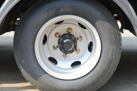 小卡之星3&nbsp;垃圾运输车底盘图片