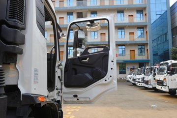 �������KR 230���� 4X2 ѹ��ʽ������(������)ͼƬ