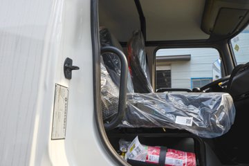 �������KR 230���� 4X2 ѹ��ʽ������(������)ͼƬ