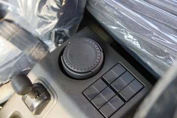 �������KR 230���� 4X2 ѹ��ʽ������(������)ͼƬ