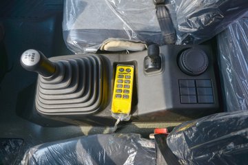 �������KR 230���� 4X2 ѹ��ʽ������(������)ͼƬ