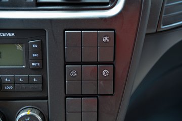 �������KR 230���� 4X2 ѹ��ʽ������(������)ͼƬ