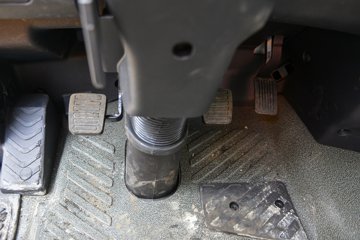 �������KR 230���� 4X2 ѹ��ʽ������(������)ͼƬ