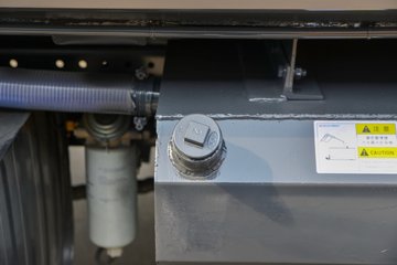 �������KR 230���� 4X2 ѹ��ʽ������(������)ͼƬ