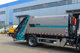 东风天锦KR&nbsp;垃圾运输车上装图片