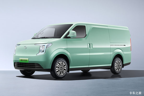 瑞驰R5货运版 2025款 超充版先锋型Ⅱ 2座 纯电动封闭货车 宁德时代50.1kWh