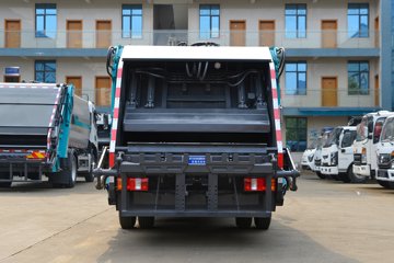 勇士M1&nbsp;垃圾运输车外观图片