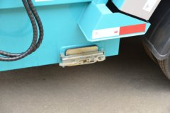 重汽豪曼勇士M1 137马力 4X2 2.12米压缩式垃圾车(程力牌)