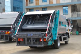 勇士M1&nbsp;垃圾运输车上装图片