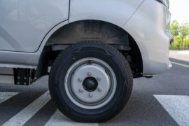 仁T30&nbsp;电动载货车底盘图片