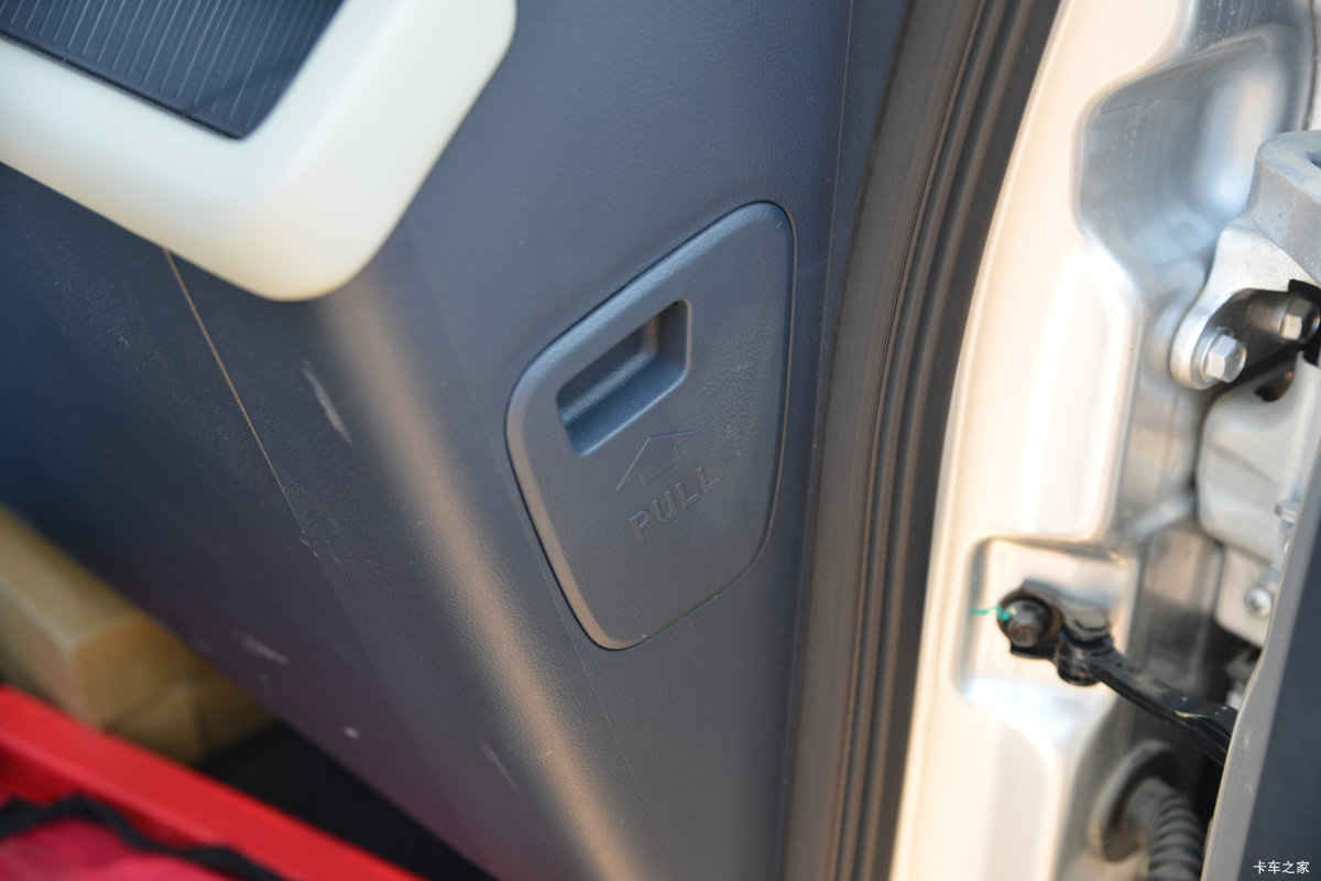 ���� ʱ���캽��G 163���� 4.17�׵��������Ῠ��ʻ��                                               