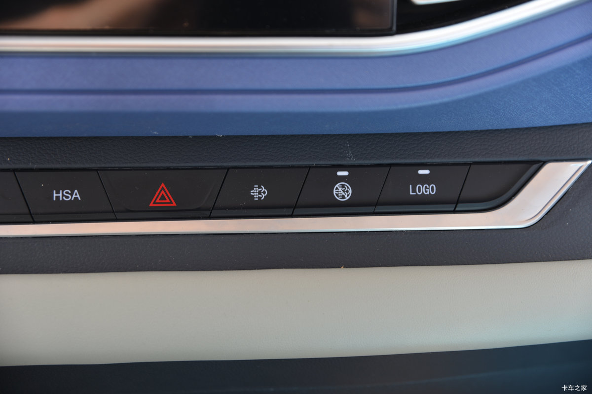 ���� ʱ���캽��G 163���� 4.17�׵��������Ῠ��ʻ��                                               