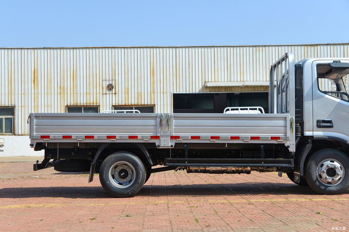 ���� ʱ���캽��G 163���� 4.17�׵��������Ῠ��װ                                                