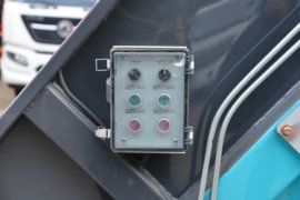 华神V3&nbsp;垃圾运输车上装图片