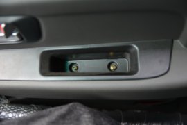 飞碟金牛&nbsp;垃圾运输车驾驶室图片