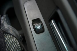 飞碟金牛&nbsp;垃圾运输车驾驶室图片