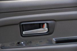 飞碟金牛&nbsp;垃圾运输车驾驶室图片