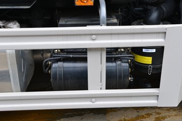 �ɵ�����Դ HX5 4X2 ���ʽ��϶���ѹ��ʽ������ͼƬ