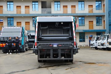 飞碟EF3&nbsp;电动垃圾车外观图片