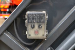 飞碟 EF3 4X2 纯电动垃圾车 宁德时代55.71kWh