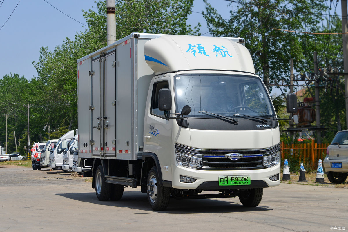 时代领航S1 4.14米单排纯电动厢式小卡 亿纬55.17kWh