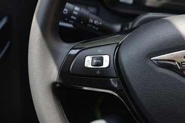 ���� ʱ���캽S1 Һɲ 3.8�׵�����ʽС�� ��γ66.53kWhͼƬ