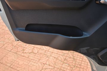 ���� ʱ���캽S1 Һɲ 3.8�׵�����ʽС�� ��γ66.53kWhͼƬ