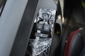 ���� ʱ���캽S1 Һɲ 3.8�׵�����ʽС�� ��γ66.53kWhͼƬ