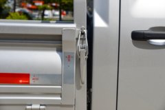 福田 祥菱Q分体式 豪华型 1.6L 120马力 汽油 2.5米双排栏板微卡