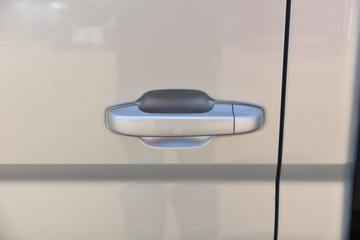 ����ŷ����X 125���� 3.17��˫�������ῨͼƬ