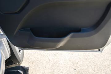 ����ŷ����X 125���� 3.17��˫�������ῨͼƬ