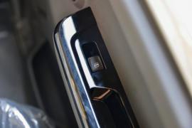 欧马可X&nbsp;载货车驾驶室                                               图片