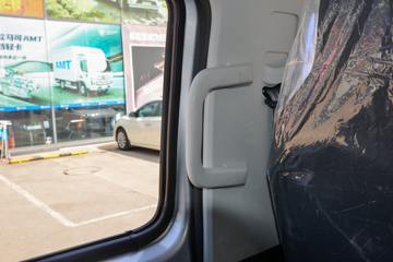 ����ŷ����X 125���� 3.17��˫�������ῨͼƬ