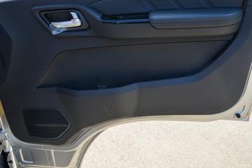 ����ŷ����X 125���� 3.17��˫�������ῨͼƬ