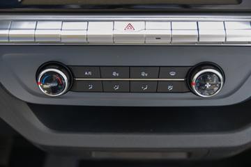 ����ŷ����X 125���� 3.17��˫�������ῨͼƬ