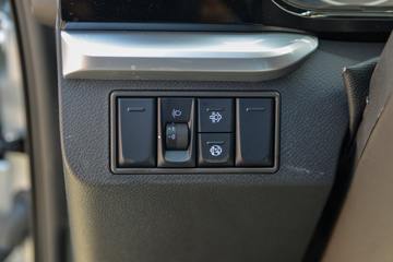 ����ŷ����X 125���� 3.17��˫�������ῨͼƬ