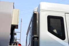 东风多利卡D9 240马力 4X2 垃圾运输车(程力牌)