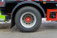 东风多利卡D9 240马力 4X2 垃圾运输车(程力牌)