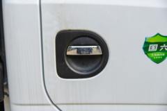 东风途逸T6 140马力 4X2 垃圾运输车(程力牌)