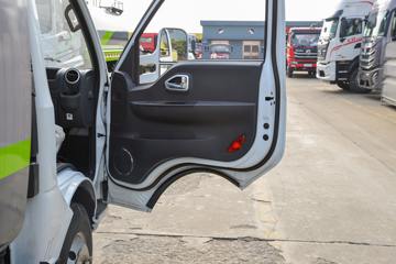 ����;��T6 140���� 4X2 �������䳵(������)ͼƬ