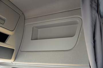 �������ó� �����콢KX ���߰� 680���� 6X4 AMT�Զ���ǣ����(Һ��)ͼƬ