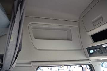 �������ó� �����콢KX ���߰� 680���� 6X4 AMT�Զ���ǣ����(Һ��)ͼƬ