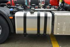 东风商用车 天龙旗舰KX 王者版 680马力 6X4 AMT自动档牵引车(液缓)